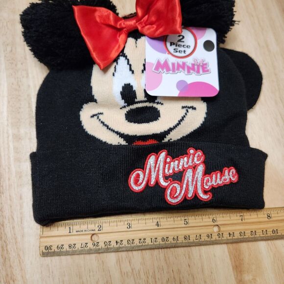 Cat & Jack Girls’ Winter Boots + Minnie Mouse Hat & Gloves – Size 11 - Picture 9 of 10